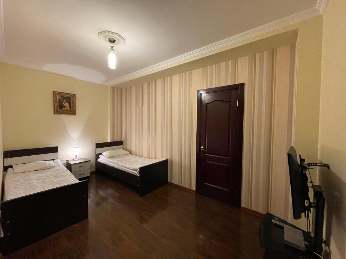 Imperator 1 Hotel Kutaisi Exteriér fotografie